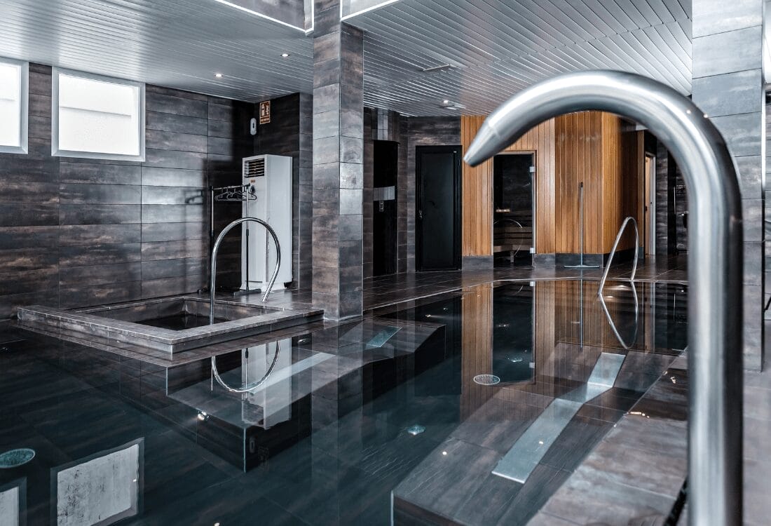 Luxury-Resort-Spas-From-Spa-Creators A luxury resort spa, where customers are able to relax and enjoy.